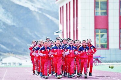 城鄉(xiāng)義務(wù)教育一體化：從基本均衡邁向優(yōu)質(zhì)均衡