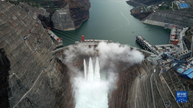 白鶴灘水電站水墊塘完成首次檢查恢復(fù)使用