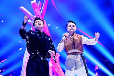 春至花開日 民歌正當時 春至花開日 民歌正當時