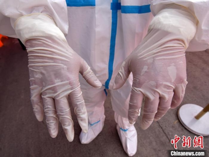 “疫”線上的志愿者們：累是累點(diǎn)，但值得