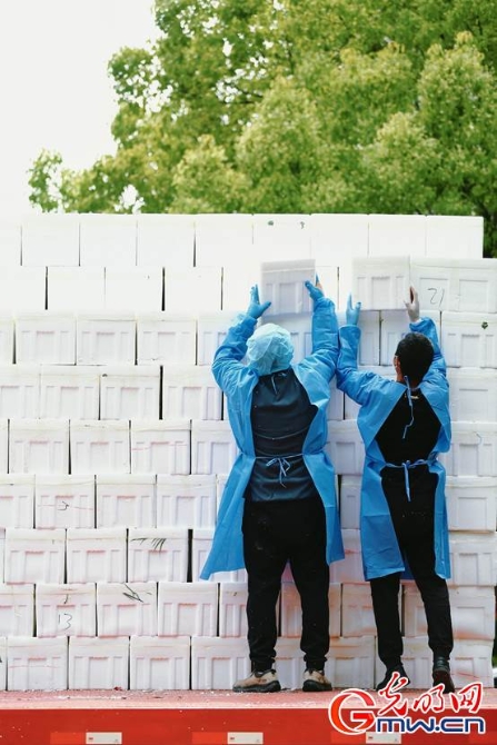 【組圖】“守滬者聯(lián)盟”丨上海:多措并舉保障保供物資安全 【組圖】“守滬者聯(lián)盟”丨上海:多措并舉保障保供物資安全