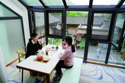 文化產(chǎn)業(yè):為振興路上的鄉(xiāng)村留住鄉(xiāng)愁 文化產(chǎn)業(yè):為振興路上的鄉(xiāng)村留住鄉(xiāng)愁