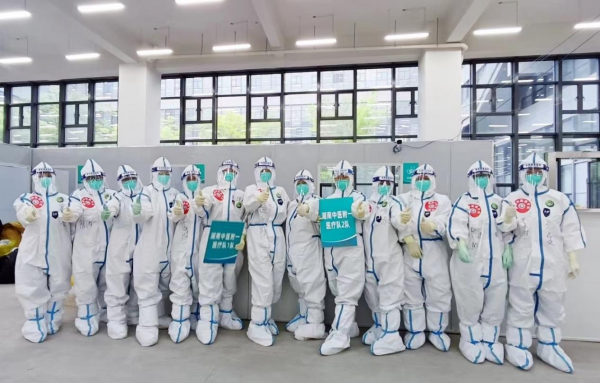 一起守“滬”|“云服務”進方艙 24小時在線問診