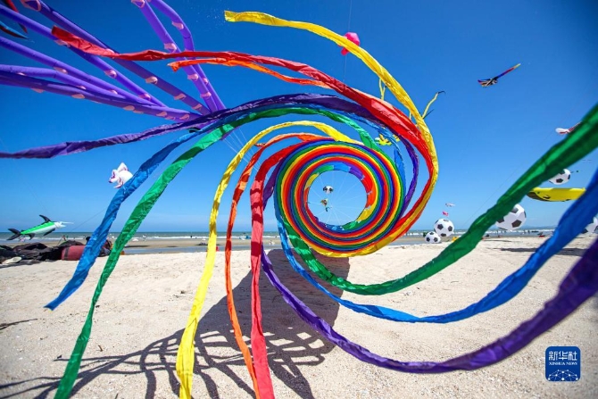 1128591086_16507850999441n