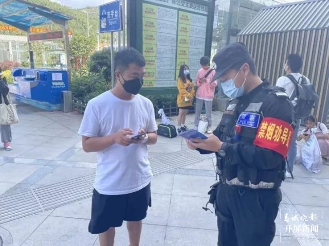 白龍?zhí)杜沙鏊叭齻€強化”守護白龍?zhí)杜沙鏊鏄?gòu)建高鐵南站反詐安全網(wǎng)