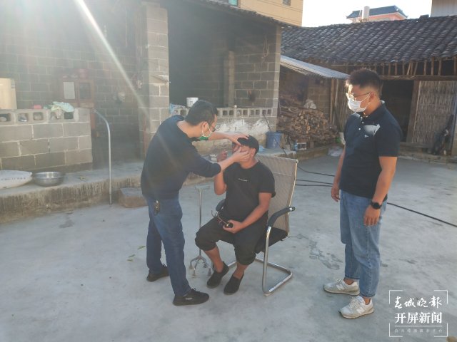 云南盈江：群眾從吃得飽到村里遍地小洋樓