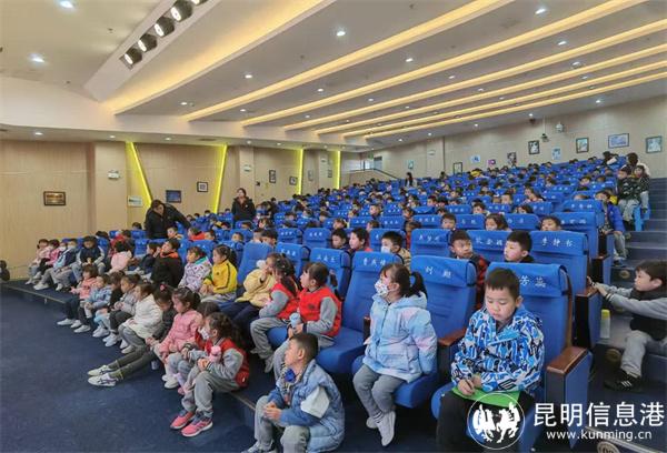 進(jìn)學(xué)校2 進(jìn)學(xué)校2