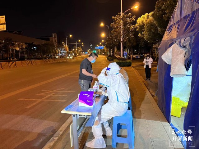 注意！五一期間，外來貨運車輛可在呈貢這3個核酸采集點采樣檢測（開屏新聞記者 孫琴霞 通訊員 孫思琪 馬鴻超 攝）