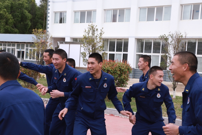 胸標(biāo)保衛(wèi)戰(zhàn)