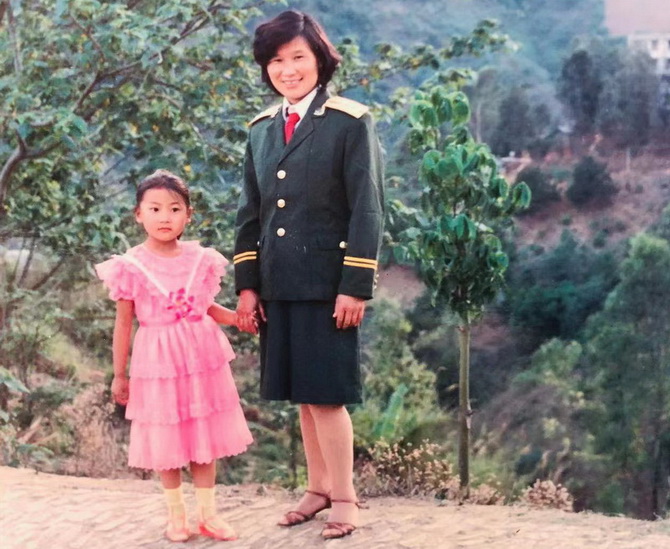 劉曉玲與母親 劉曉玲與母親