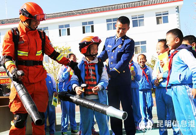 5營(yíng)區(qū)開放日 5營(yíng)區(qū)開放日