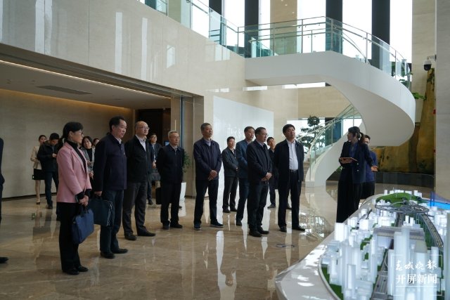 我省七所高校到中國中鐵開投開展“訪企拓崗、校企合作”