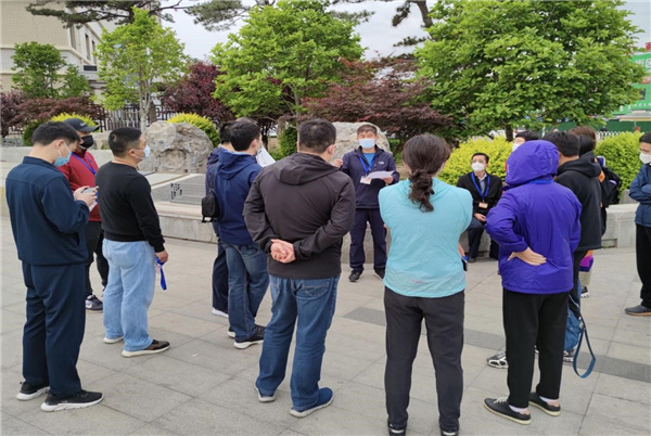 老兵“疫”路馳援 匯聚戰(zhàn)“疫”力量 ——北京朝陽區(qū)稅務(wù)局退役軍人為疫情防控貢獻力量 老兵“疫”路馳援 匯聚戰(zhàn)“疫”力量 ——北京朝陽區(qū)稅務(wù)局退役軍人為疫情防控貢獻力量