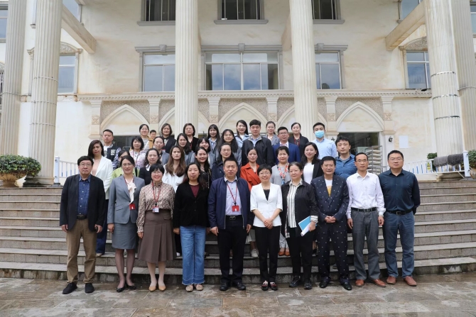 訪企拓崗促就業(yè)——政校企“情投意合”共融互促