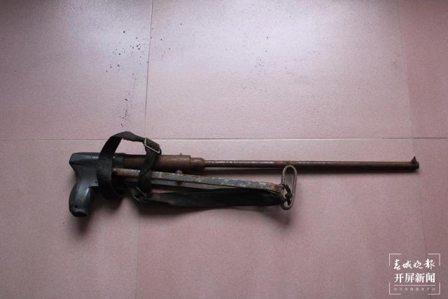 怒江石月亮邊境派出所走訪宣傳入民心 群眾主動(dòng)繳槍支