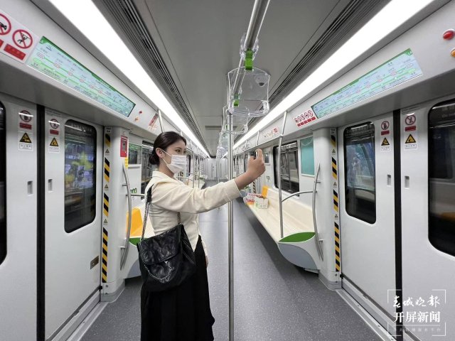 昆明地鐵5號線（開屏新聞記者 張勇 龍宇丹 攝）