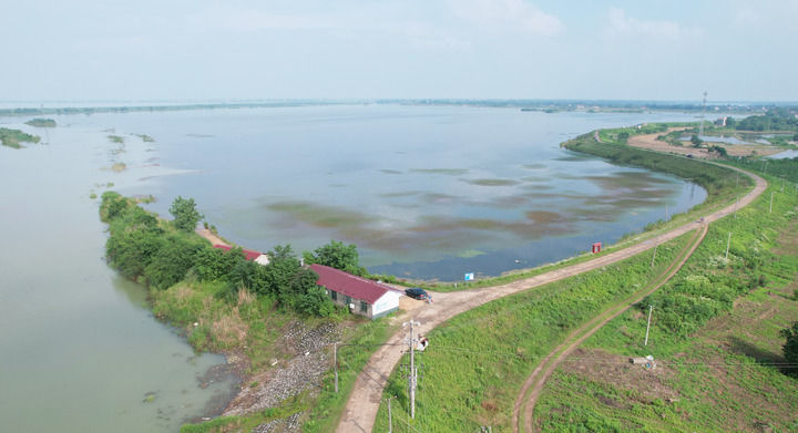 e5b9a083694d44e3bbd210deb197fbca e5b9a083694d44e3bbd210deb197fbca