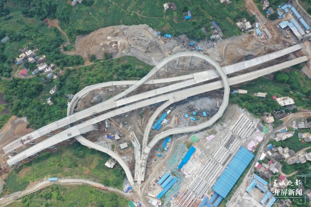 大永高速順田隧道雙線貫通！永善年底將告別無高速路歷史 申時勛 通訊員 王朝元 韓世江 李昕馨 攝