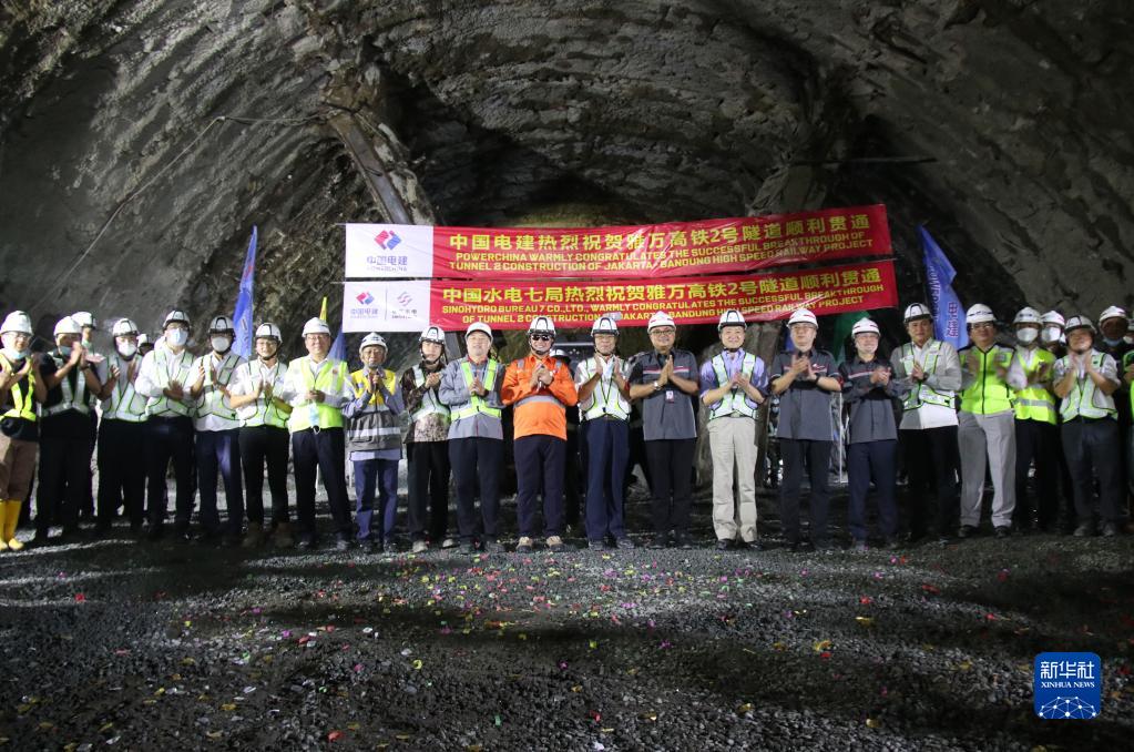 1128762372_16558081360211n 1128762372_16558081360211n