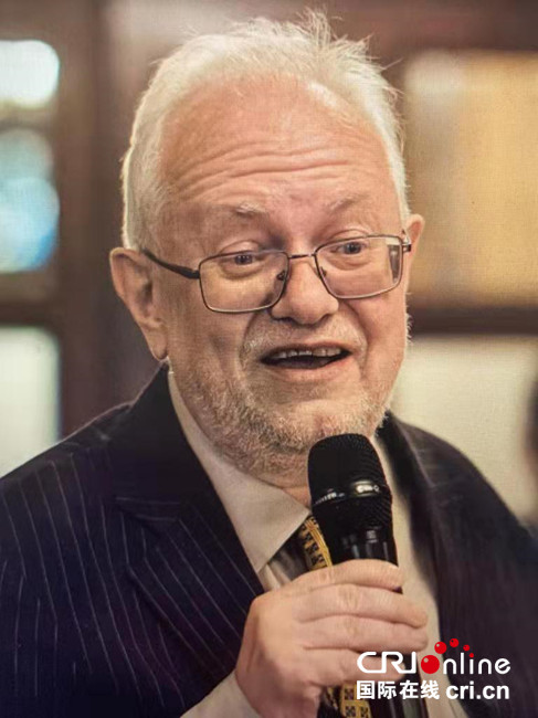 英國“社會(huì)主義中國之友”網(wǎng)站聯(lián)合編輯貝內(nèi)特：中國人民將在中國共產(chǎn)黨的領(lǐng)導(dǎo)下為人類作出更大貢獻(xiàn)_fororder_1