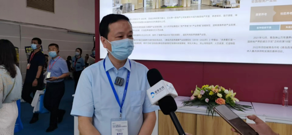 3_1_2_跨界創(chuàng)新營銷形式！煙臺蘋果城市精準營銷走進青島1250