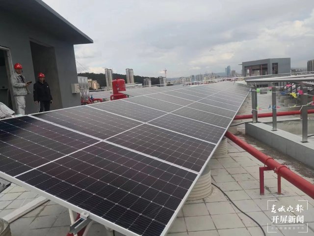 昆明五華區(qū)29個項目集中開工(春城晚報-開屏新聞記者 楊質(zhì)高 實(shí)習(xí)生 何栩禎 通訊員 柴樹飛 戎天樂 攝)