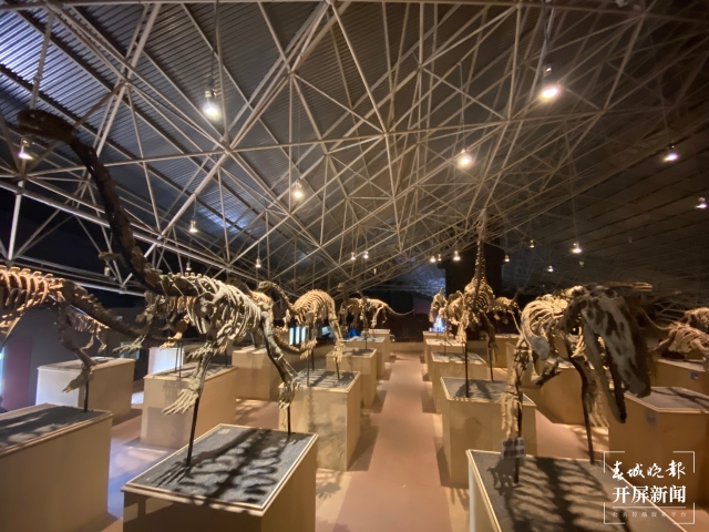 祿豐世界恐龍谷:穿越1.6億年時空“重返侏羅紀”(孫琴霞 攝)