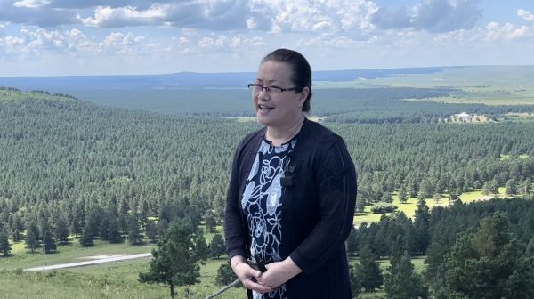 紅花爾基林業(yè)局國(guó)家樟子松良種基地保護(hù)站站長(zhǎng)朱曉梅(1)