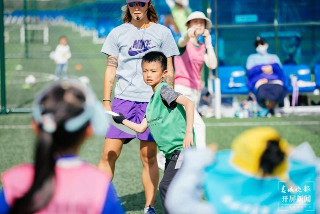 “神獸放假”引爆暑假經(jīng)濟(jì) (3).jpg