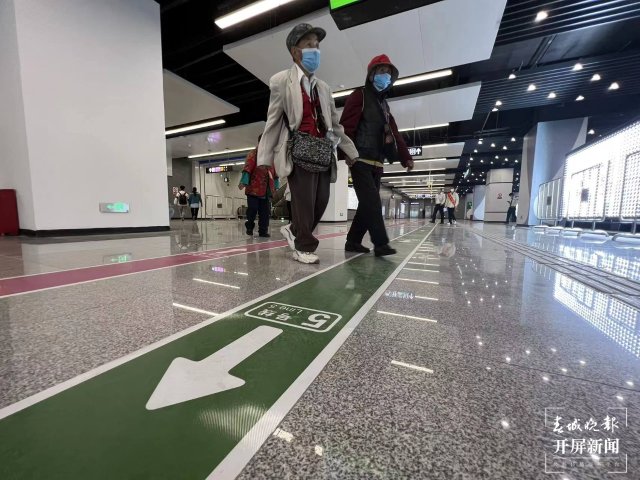 5號線開通（開屏新聞記者 攝）