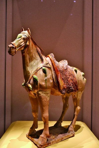 百川歸海 萬物生輝