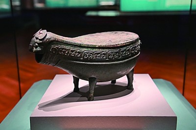 百川歸海 萬物生輝