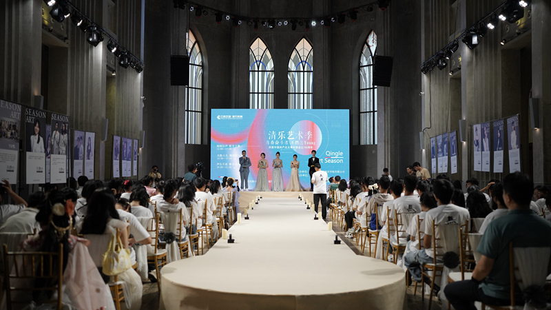 64e8dced971acf7ec398ea36dfa9754