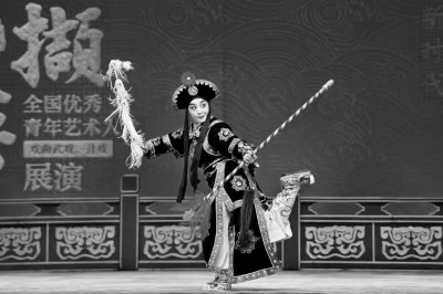 千磨萬擊方成角兒