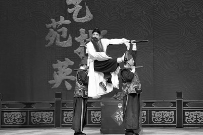 千磨萬擊方成角兒