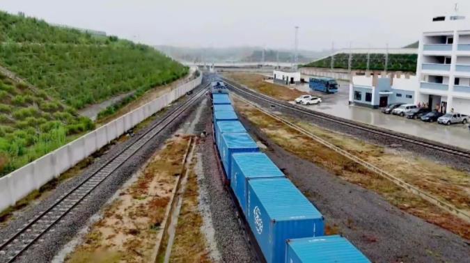 /lanyaWeb/lincangnews/upload/image/20220816/1660616423288254.jpg 02.jpg