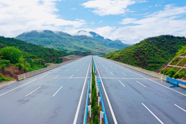 玉楚高速26日全線開通運營:40分鐘連通玉溪楚雄(中鐵開發(fā)投資集團有限公司供圖)