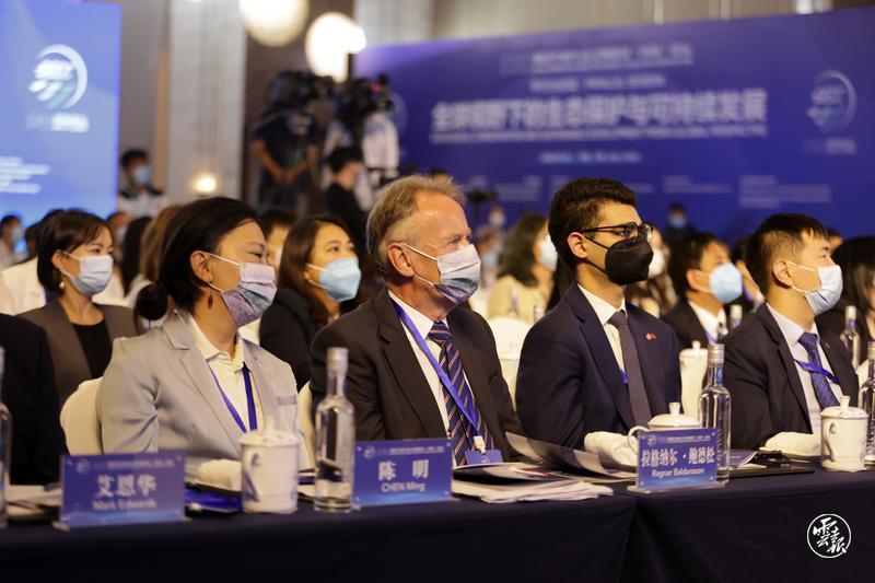 binary_middle (1).jpg