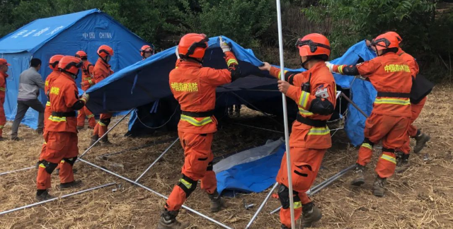 漾濞地震搜救（云南森林消防總隊供圖） (5).png