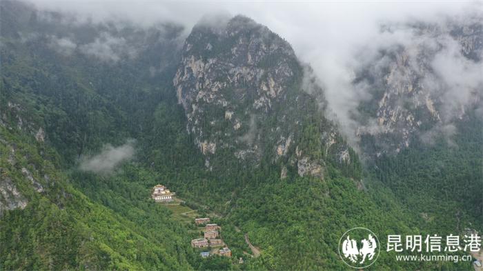 dc4510d44d6d414d9cbd6f3090a73d9 dc4510d44d6d414d9cbd6f3090a73d9