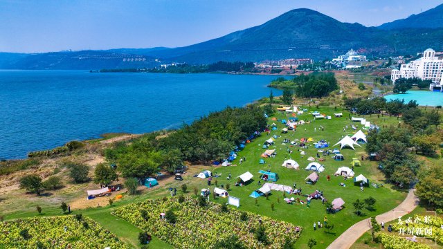 23日，去華僑城昆明陽宗海度假區(qū)參加一場七彩歡樂跑