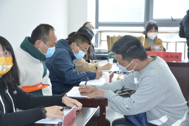 _2022年10月11日 2022年度由政府安排工作退役士兵和退出消防員公開選崗大會(退役軍人)攝影 楊文清 (23).JPG