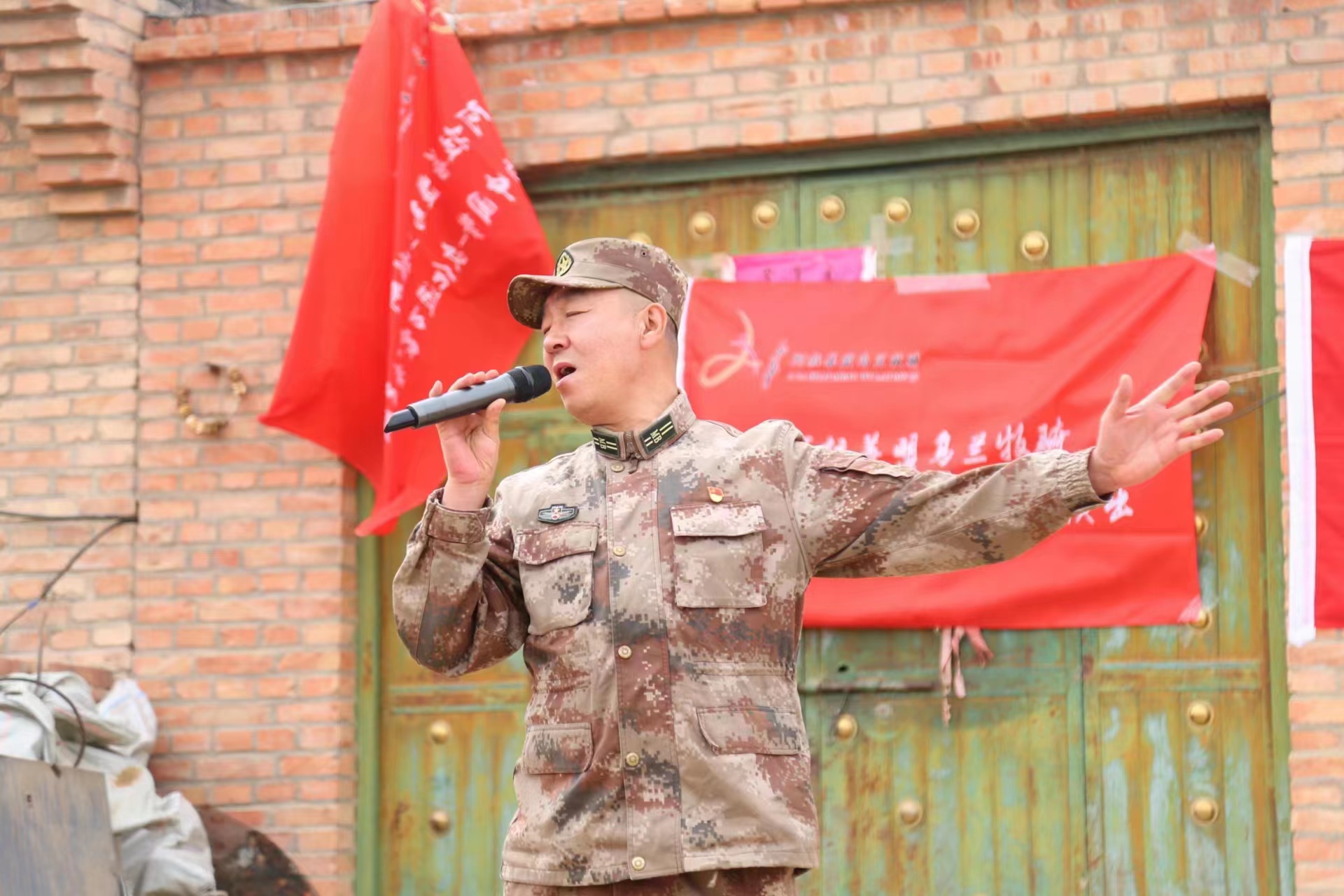 金格日勒在演出