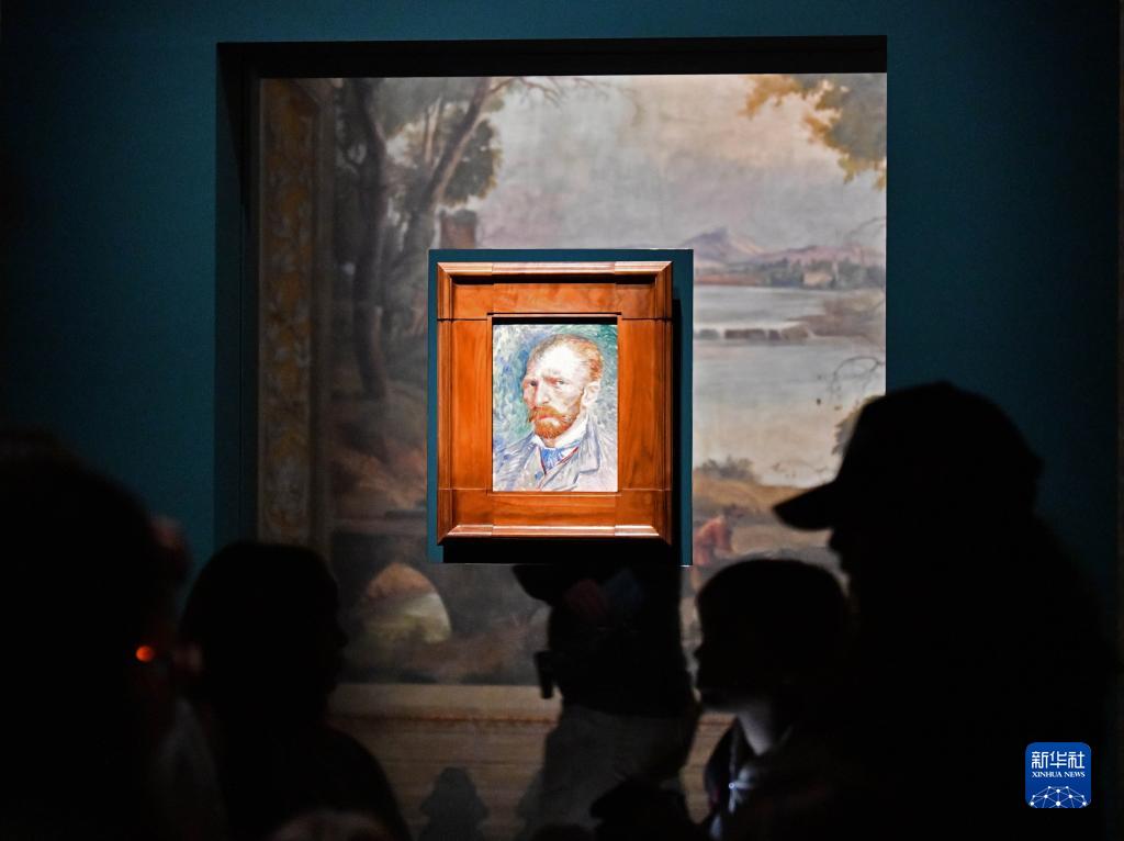 這是10月13日在意大利羅馬拍攝的梵高的畫作《自畫像》。