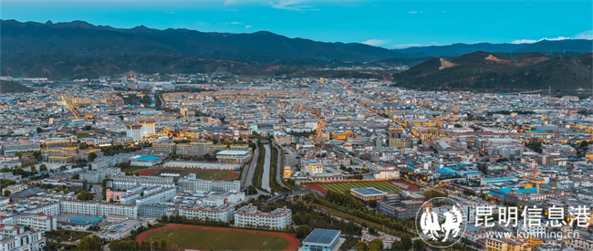 一條條天路匯聚于此