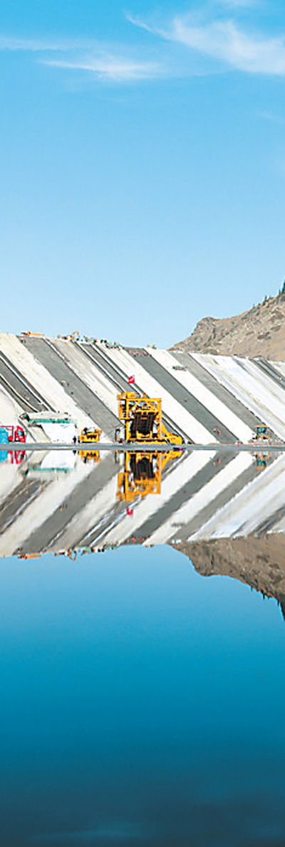 阜康抽水蓄能電站施工現(xiàn)場。馬曉霞攝