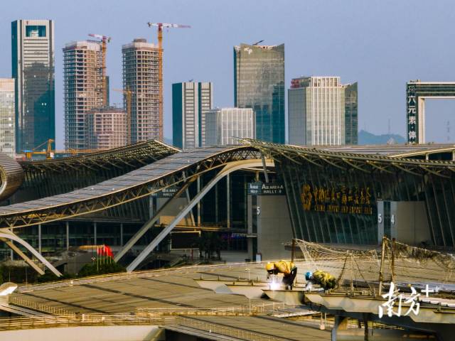 中建八局廣交會展館四期項目。