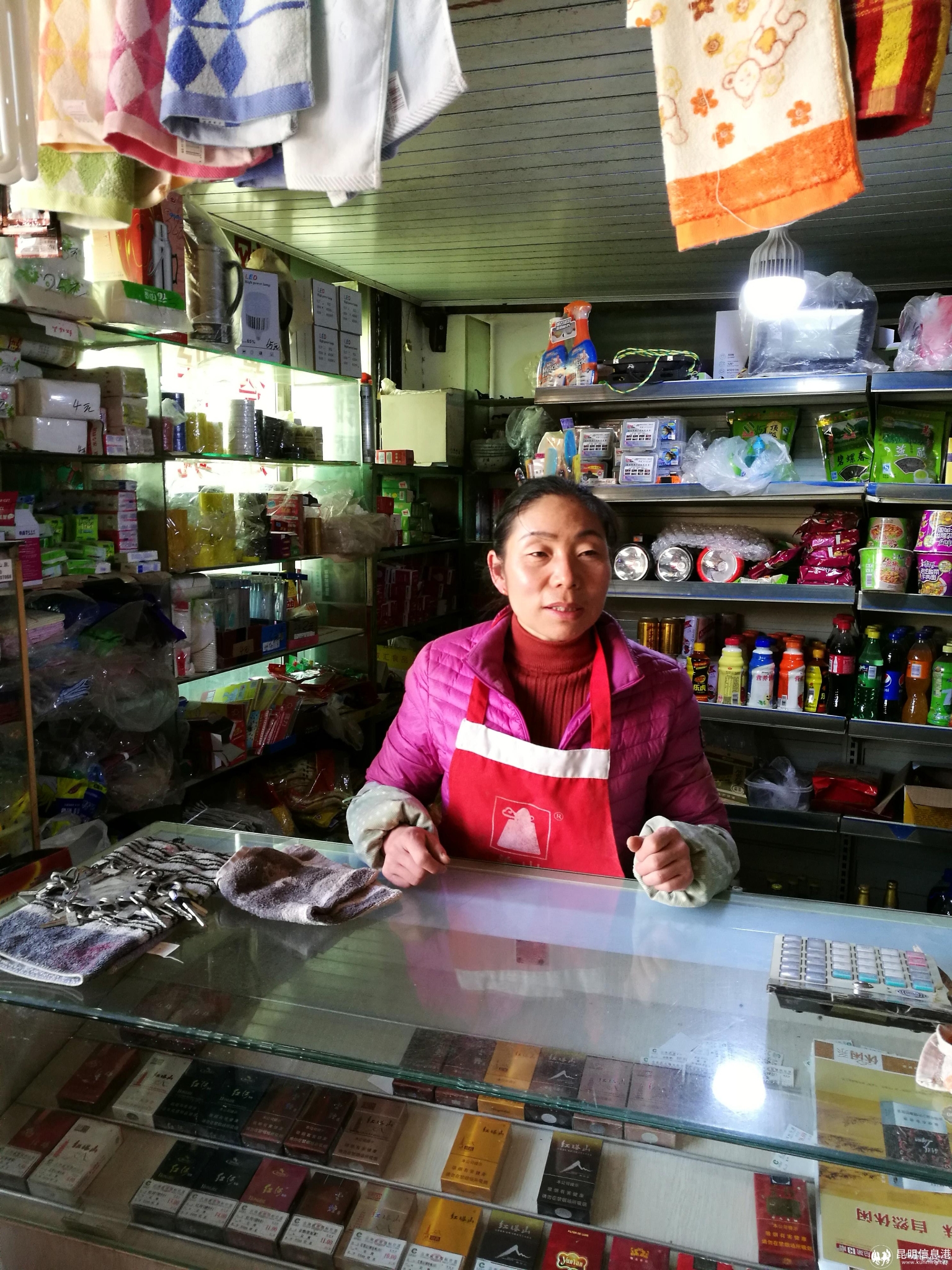 覃會(huì)英家庭 覃會(huì)英家庭