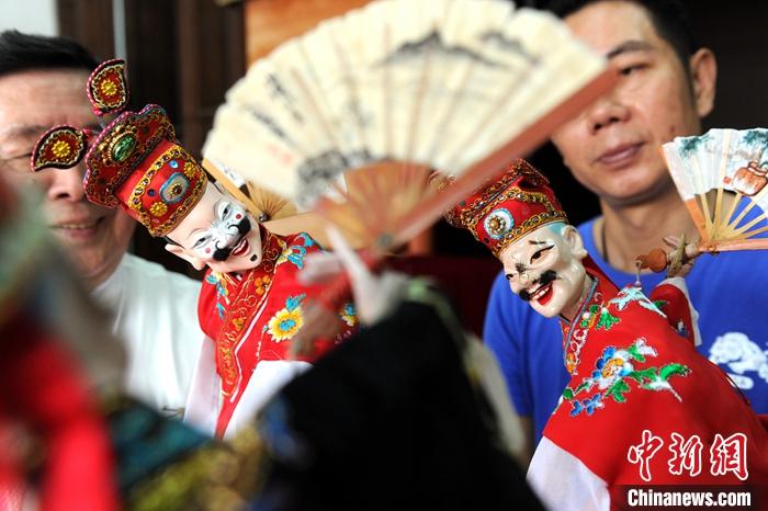 資料圖為漳州木偶表演。 中新社記者 張金川 攝