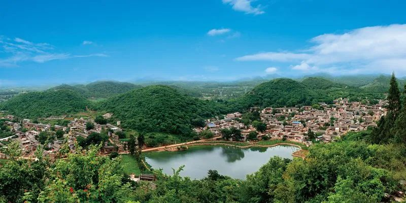 大糯黑村開展民族團結(jié)活動